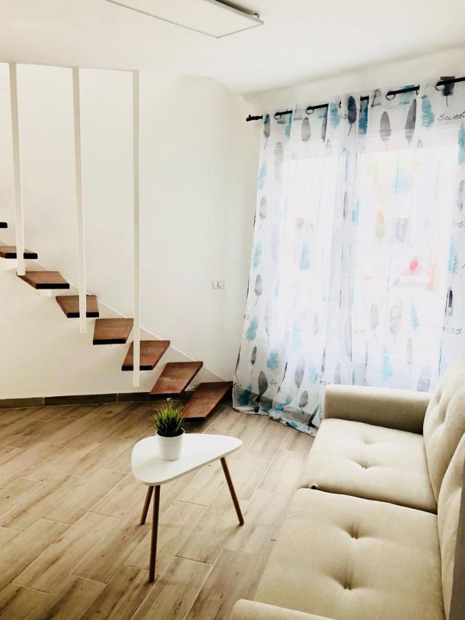 Triplex Young Fantasy Apartment ปลายาเดลาสอเมริกาส ภายนอก รูปภาพ